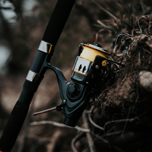 Load image into Gallery viewer, 600STS Spinning Reel