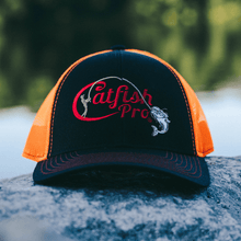 Load image into Gallery viewer, Tournament Series Red Snapback Hat