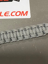 Load image into Gallery viewer, Paracord Rod Leashes