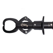 Load image into Gallery viewer, Tournament Series Lip Grips with Built-In Scale
